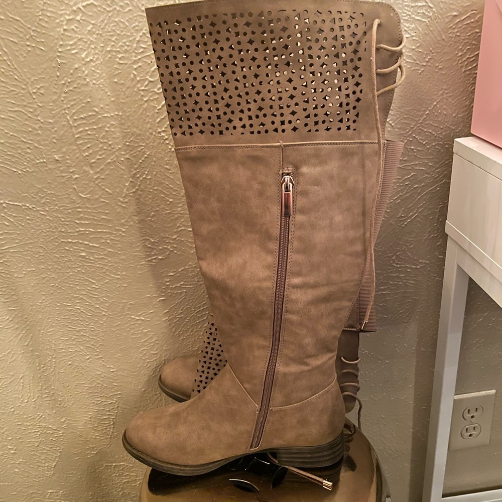 Torrid boots